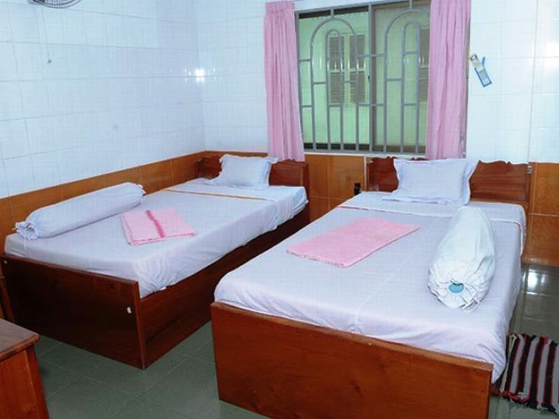 Chhaya Guest House Батамбанг Екстериор снимка