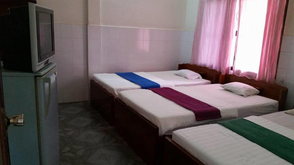 Chhaya Guest House Батамбанг Екстериор снимка