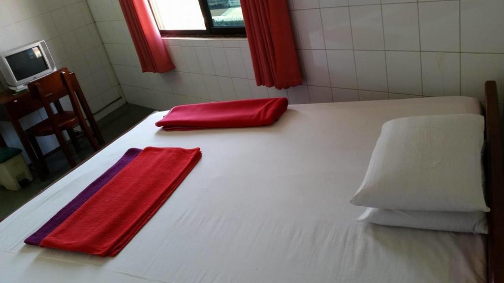 Chhaya Guest House Батамбанг Екстериор снимка