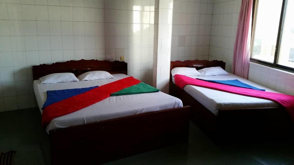 Chhaya Guest House Батамбанг Екстериор снимка
