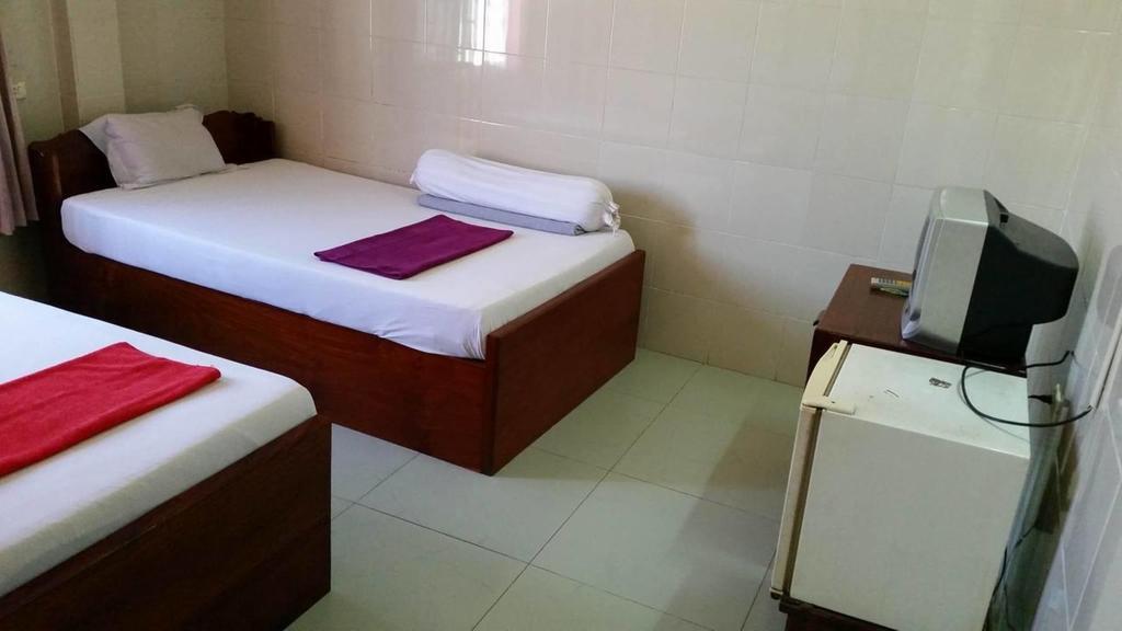 Chhaya Guest House Батамбанг Екстериор снимка