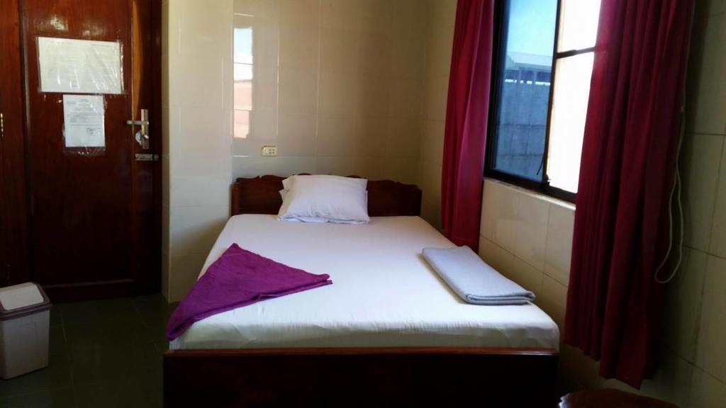 Chhaya Guest House Батамбанг Екстериор снимка