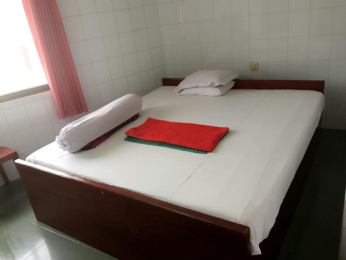 Chhaya Guest House Батамбанг Екстериор снимка